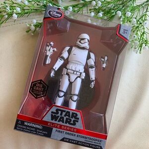 NIB Disney Star Wars First Order Stormtrooper Collectible Figure Elite Series